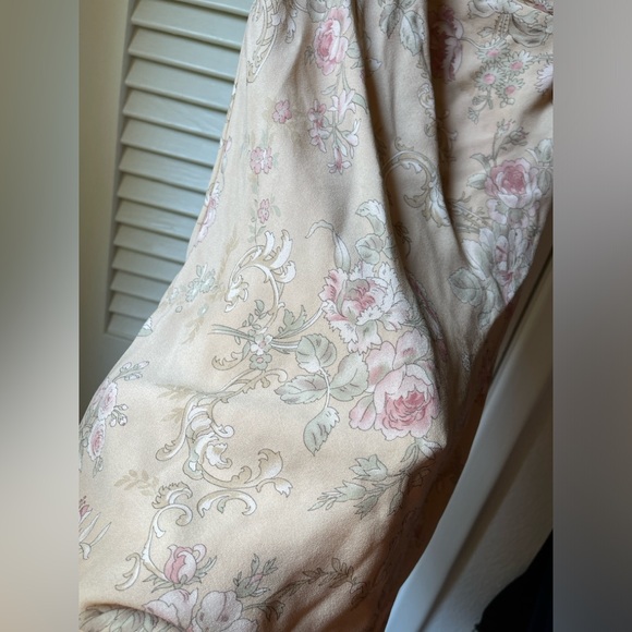 Vintage Blush-Pink Floral Midi (Size 6) - Picture 4 of 4